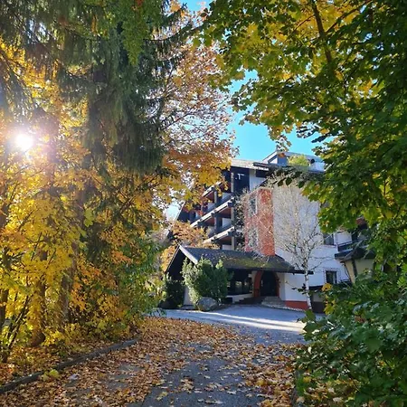 Das Kronen Hotel *